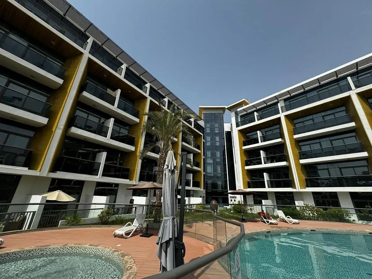 Apartment Homes2Retreat - Cozy & Elegant Studio In Jvc Dubai